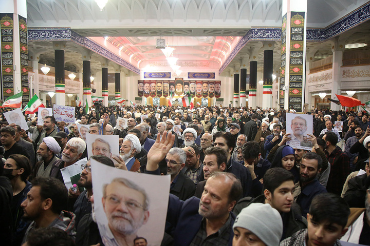 بزرگداشت شهید لاریجانی و وداع با پیکر مطهر شهید کیارش در حرم بانوی کرامت