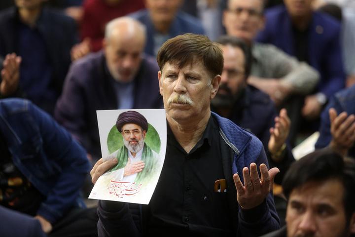 لحظه تحویل سال ۱۴۰۵ در حرم حضرت فاطمه معصومه (س)