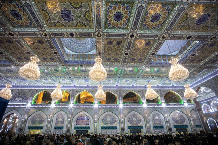 أجواء آخر يوم جمعة من شهر رمضان المبارك من ضريح الإمام الحسين (عليه السلام)