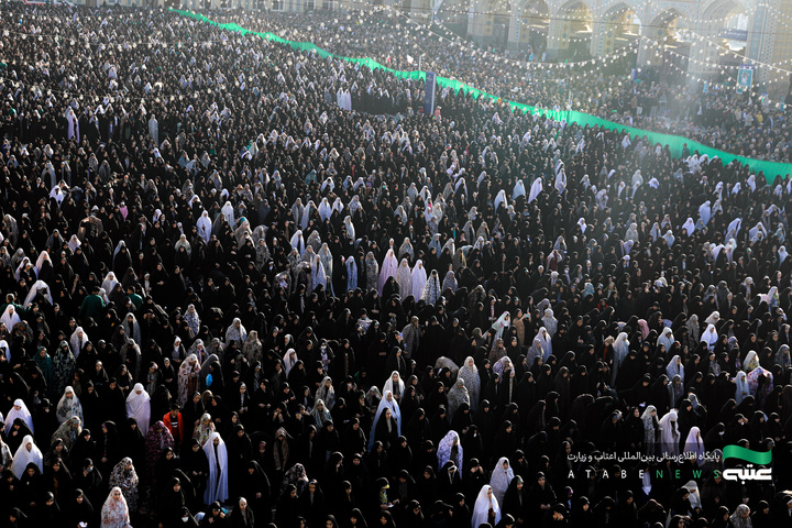 اقامه نماز عید فطر در حرم مطهر رضوی