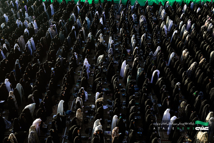 اقامه نماز عید فطر در حرم مطهر رضوی