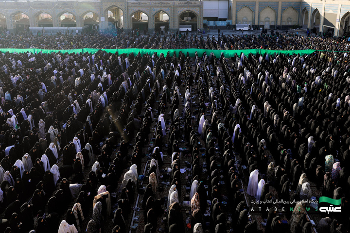 اقامه نماز عید فطر در حرم مطهر رضوی