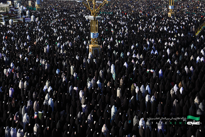 اقامه نماز عید فطر در حرم مطهر رضوی