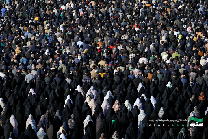 اقامه نماز عید فطر در حرم مطهر رضوی