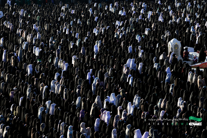 اقامه نماز عید فطر در حرم مطهر رضوی