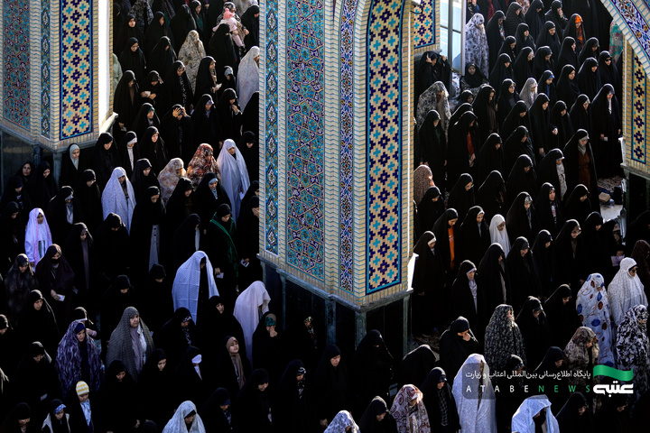 اقامه نماز عید فطر در حرم مطهر رضوی