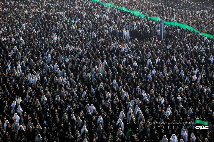 اقامه نماز عید فطر در حرم مطهر رضوی