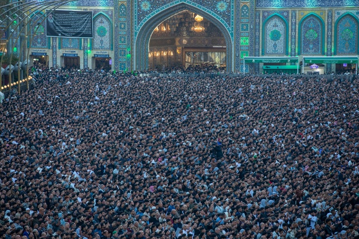 اقامه نماز عید فطر در بین الحرمین کربلا