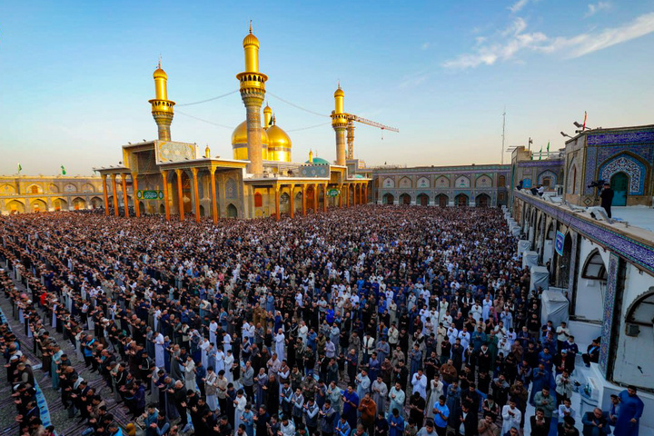 اقامه نماز عید فطر در حرم کاظمین