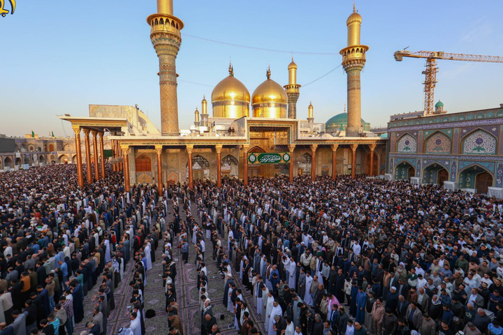 اقامه نماز عید فطر در حرم کاظمین