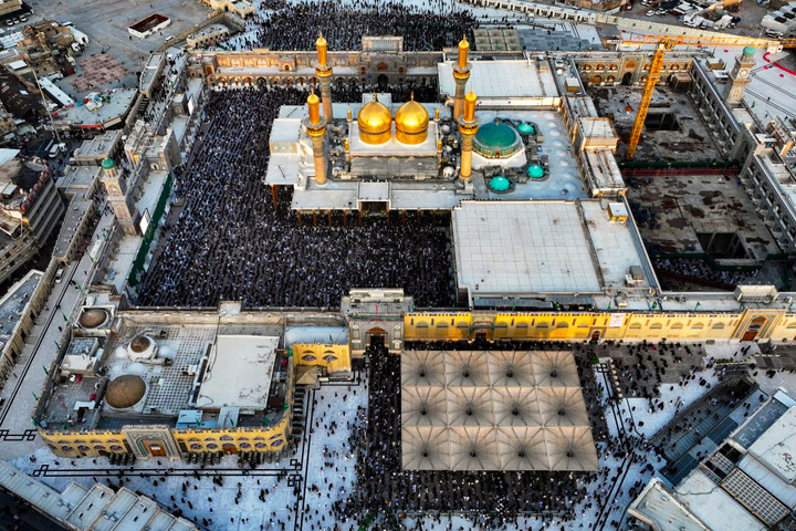 اقامه نماز عید فطر در حرم کاظمین