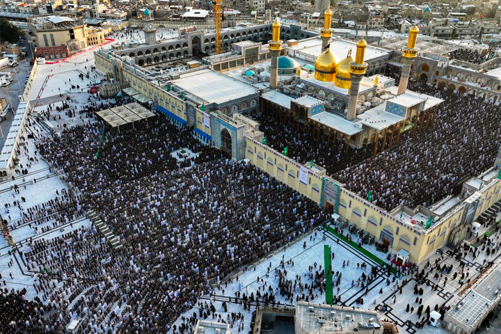 اقامه نماز عید فطر در حرم کاظمین