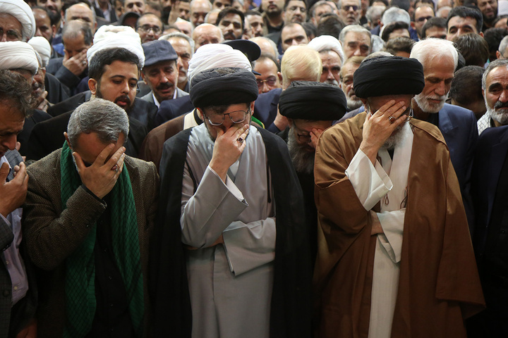 تشییع پیکر وزیر اطلاعات در حرم حضرت فاطمه معصومه (س)