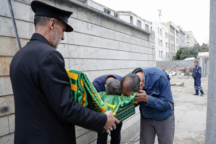 حضور کاروان خدام حرم مطهر رضوی در مناطق مختلف شهر تهران