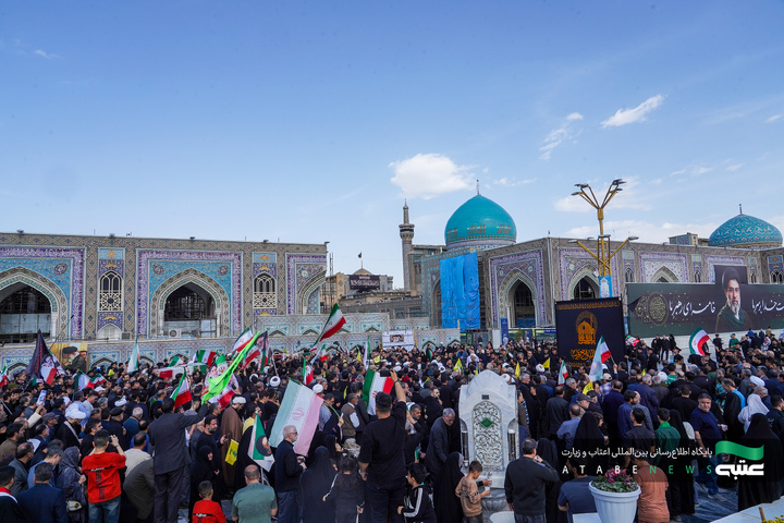 تشییع پیکر شهید سید اسماعیل خطیب در حرم مطهر رضوی