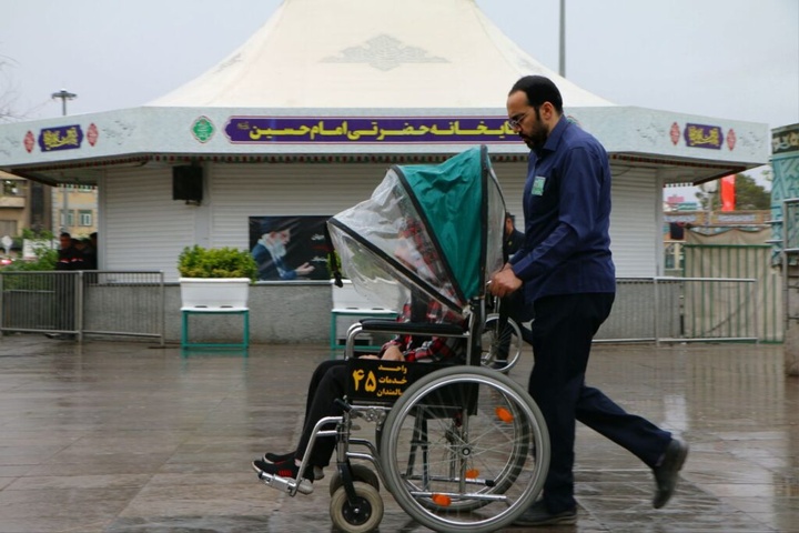 حال و هوای بارانی حرم مطهر حضرت فاطمه معصومه(س)