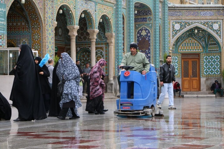 حال و هوای بارانی حرم مطهر حضرت فاطمه معصومه(س)