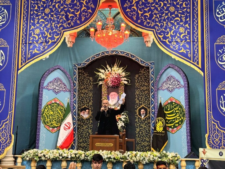 وداع با شهید دانش‌آموز محمدحسین دهقان در حرم بانوی کرامت