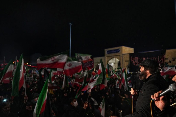 حضور خادمان حرم بانوی کرامت در اجتماع پرشور مردمی در چهل اختران قم