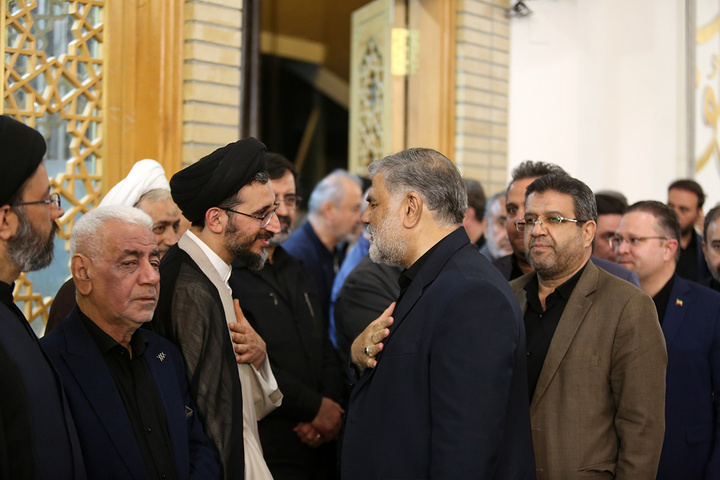 بزرگداشت هفتمین روز شهادت وزیر اطلاعات در حرم حضرت معصومه (س)