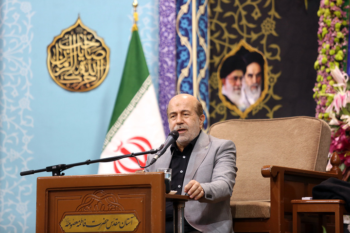 بزرگداشت هفتمین روز شهادت وزیر اطلاعات در حرم حضرت معصومه (س)