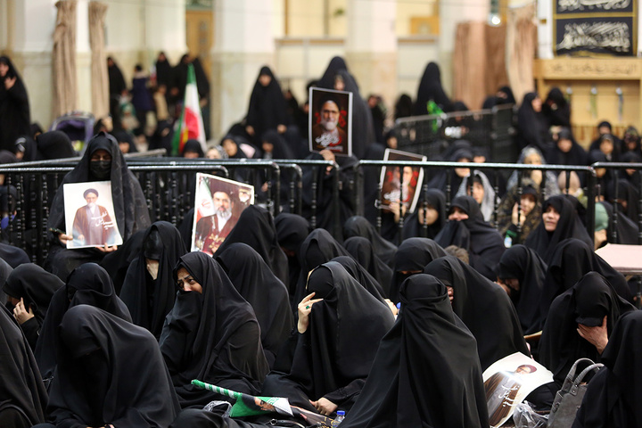 بزرگداشت هفتمین روز شهادت وزیر اطلاعات در حرم حضرت معصومه (س)