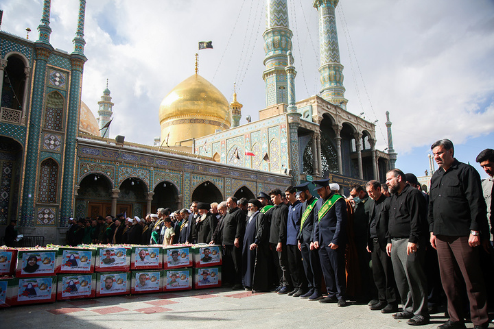 تشییع پیکر شهدای حمله آمریکایی صهیونی به پردیسان قم در حرم مطهر