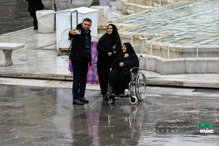 بارش باران بهاری در حرم مطهر رضوی