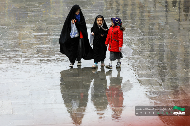 بارش باران بهاری در حرم مطهر رضوی