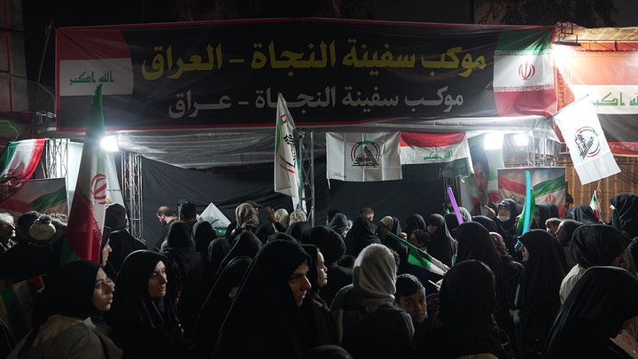 تقدیر مسئولان حرم مطهر بانوی کرامت از موکب‌های غیرایرانی تجمعات مردمی قم