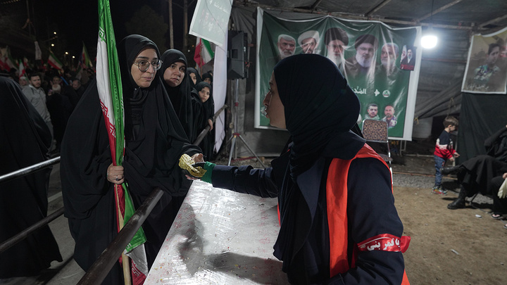 تقدیر مسئولان حرم مطهر بانوی کرامت از موکب‌های غیرایرانی تجمعات مردمی قم