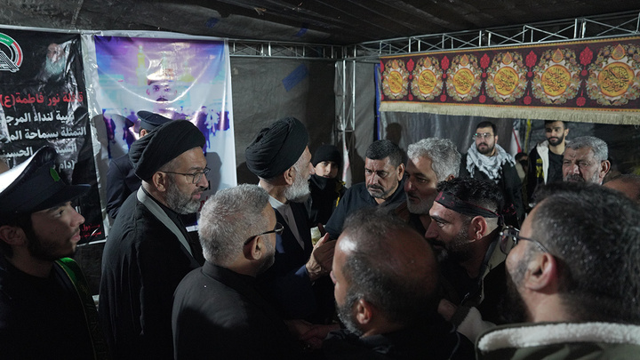 تقدیر مسئولان حرم مطهر بانوی کرامت از موکب‌های غیرایرانی تجمعات مردمی قم