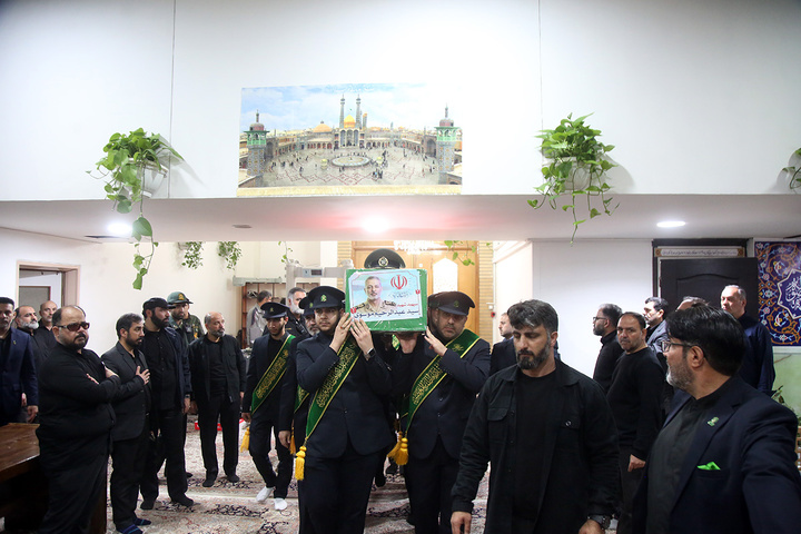 تشییع شکوهمند و خاک‌سپاری پیکر مطهر سپهبد موسوی در حرم بانوی کرامت