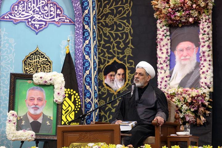 گرامیداشت شهید موسوی در حرم حضرت فاطمه معصومه (س)