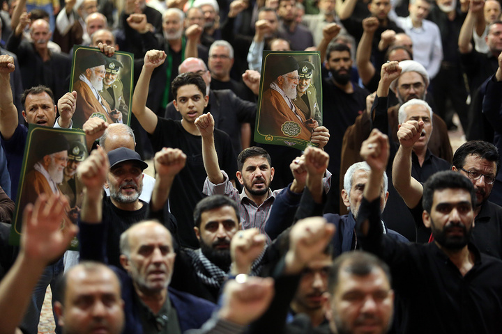 گرامیداشت شهید موسوی در حرم حضرت فاطمه معصومه (س)