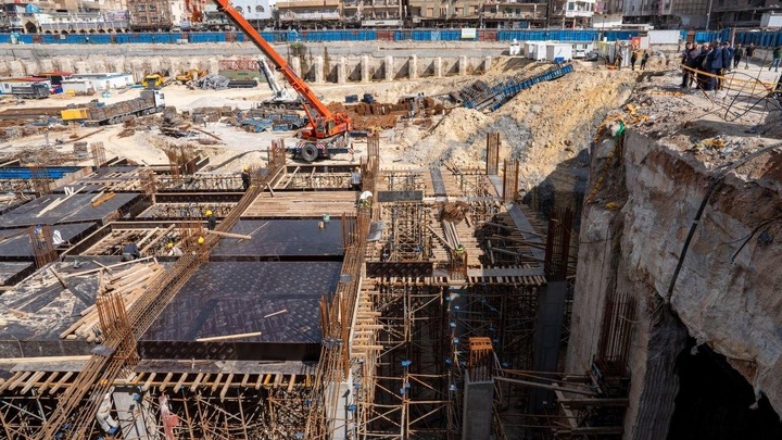 الامين العام للعتبة الحسينية يطلع ميدانيا على سير العمل في مشروع صحن الامام الحسن المجتبى(عليه السلام)