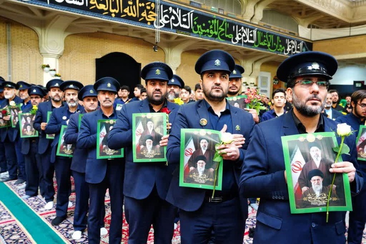 خادمان آستان مقدس حضرت فاطمه معصومه(س) داوطلب جان‌فدایی ایران شدند