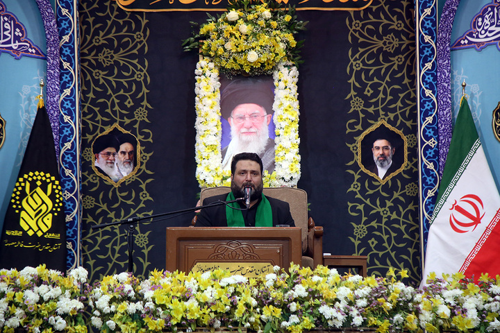 وداع با پیکر شهدای جنگ رمضان در حرم حضرت معصومه (س)