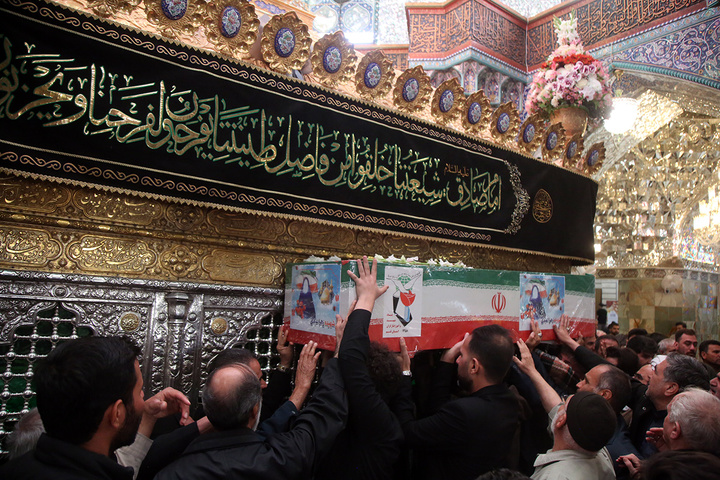 تشییع ۱۲ شهید حملات آمریکایی صهیونی به قم در حرم بانوی کرامت