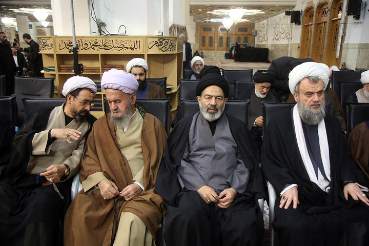 بزرگداشت چهلمین روز شهادت آیت‌الله خامنه‌ای در حرم حضرت معصومه (س)