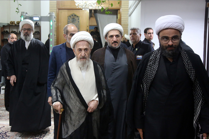 بزرگداشت چهلمین روز شهادت آیت‌الله خامنه‌ای در حرم حضرت معصومه (س)