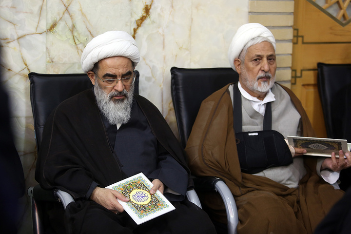 بزرگداشت چهلمین روز شهادت آیت‌الله خامنه‌ای در حرم حضرت معصومه (س)