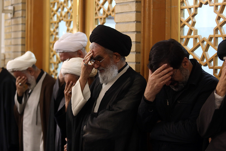 بزرگداشت چهلمین روز شهادت آیت‌الله خامنه‌ای در حرم حضرت معصومه (س)
