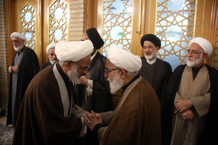 بزرگداشت چهلمین روز شهادت آیت‌الله خامنه‌ای در حرم حضرت معصومه (س)