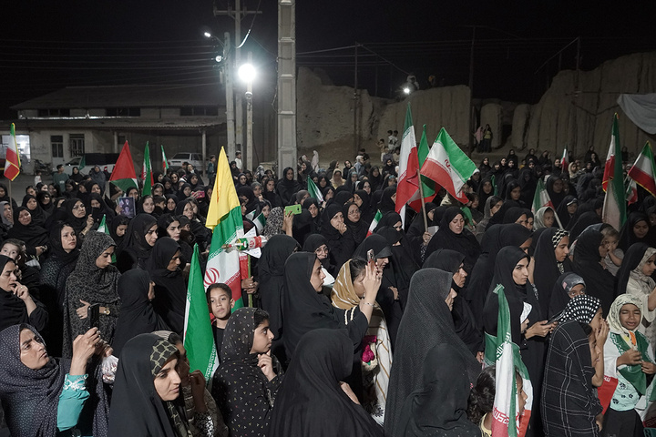 حضور خادمان کریمه اهل‌بیت(س) در اجتماعات مردمی شهرستان میناب