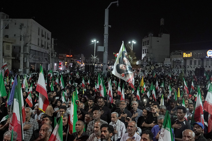 حضور خادمان کریمه اهل‌بیت(س) در اجتماعات مردمی شهرستان میناب