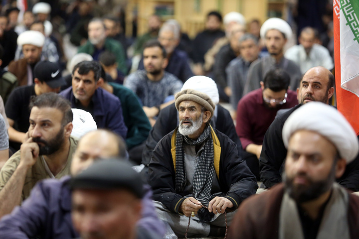 عزاداری ظهر اربعین رهبر شهید انقلاب در حرم بانوی کرامت