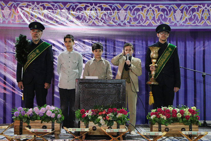 برپایی کرسی تلاوت فاطمی به مناسبت چهلم رهبر شهید