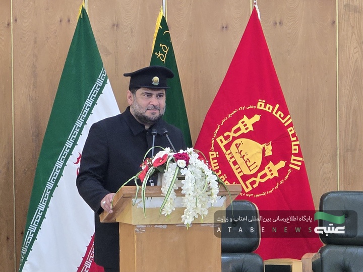 وفدُ العتبةِ الحسينيةِ المقدسة يُحيي عوائلَ الشهداء الإيرانية في مشهد