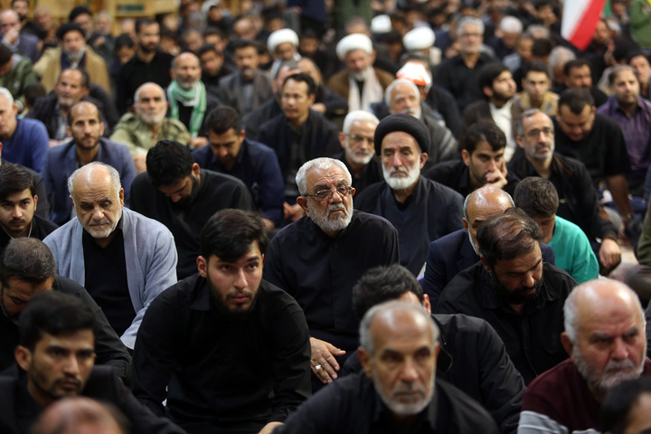 عزاداری شام اربعین امام شهید در حرم کریمه اهل بیت (س)